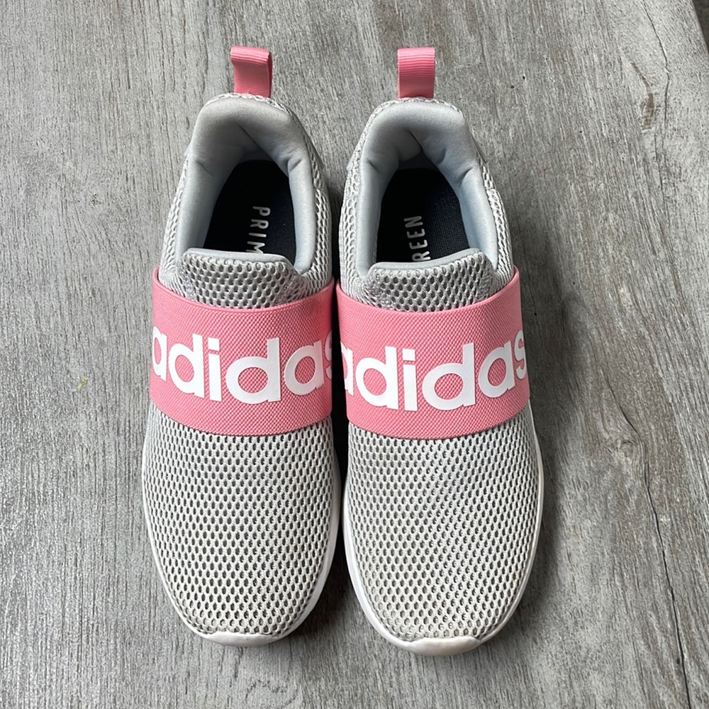 Adidas tennis shoes
